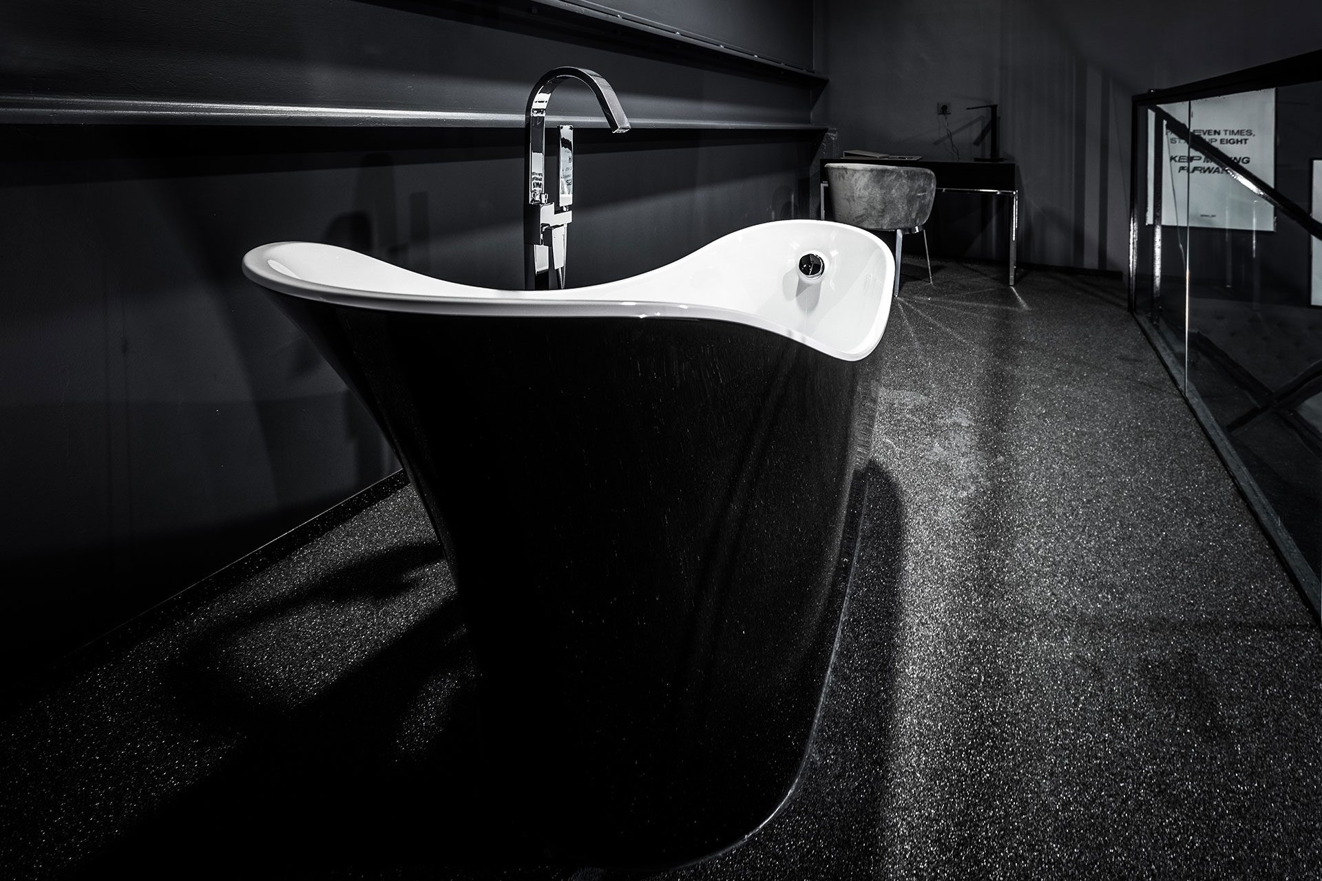 Manhattan Loft - Bathtub